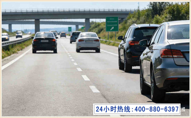 和政长春拖车电话 和政长春拖车电话